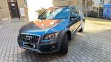 Audi Q5 2012 Automatik - Audi Q5 aus 2012 mit Benzin-Antrieb