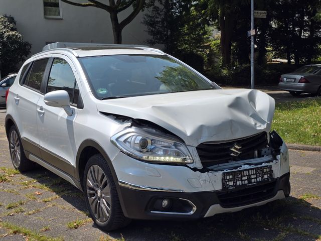Suzuki (SX4) S-Cross LED LEDER NAVI AUTOMATIK
