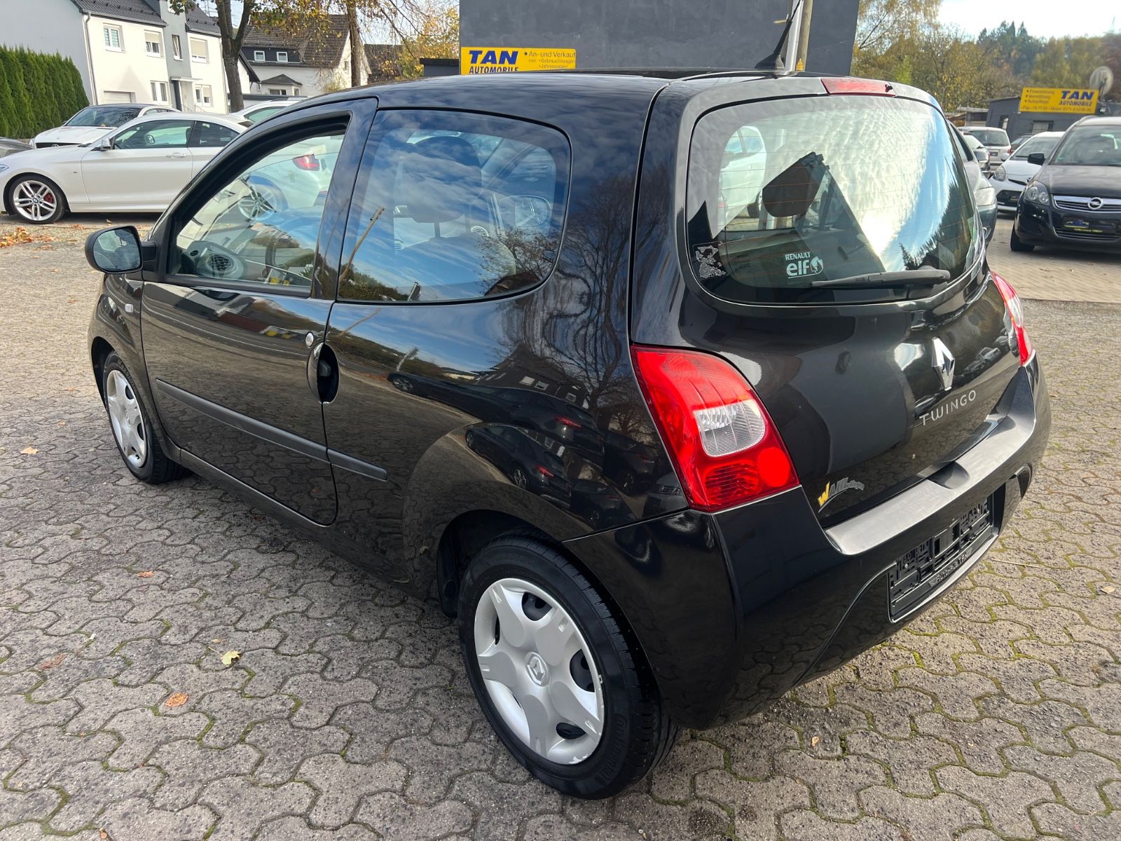 Fahrzeugabbildung Renault Twingo Authentique * 1.HAND *