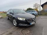 Opel Insignia 2.0 Diesel 125kW Business Ed Aut Sp... - Opel Insignia mit Diesel-Antrieb: Leder, Kombi