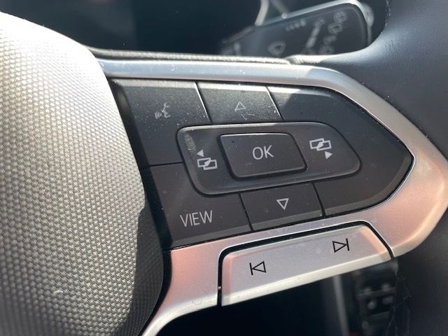 T-Cross 1.0 TSI Active NAVI AHK  ACC Apple CarPl