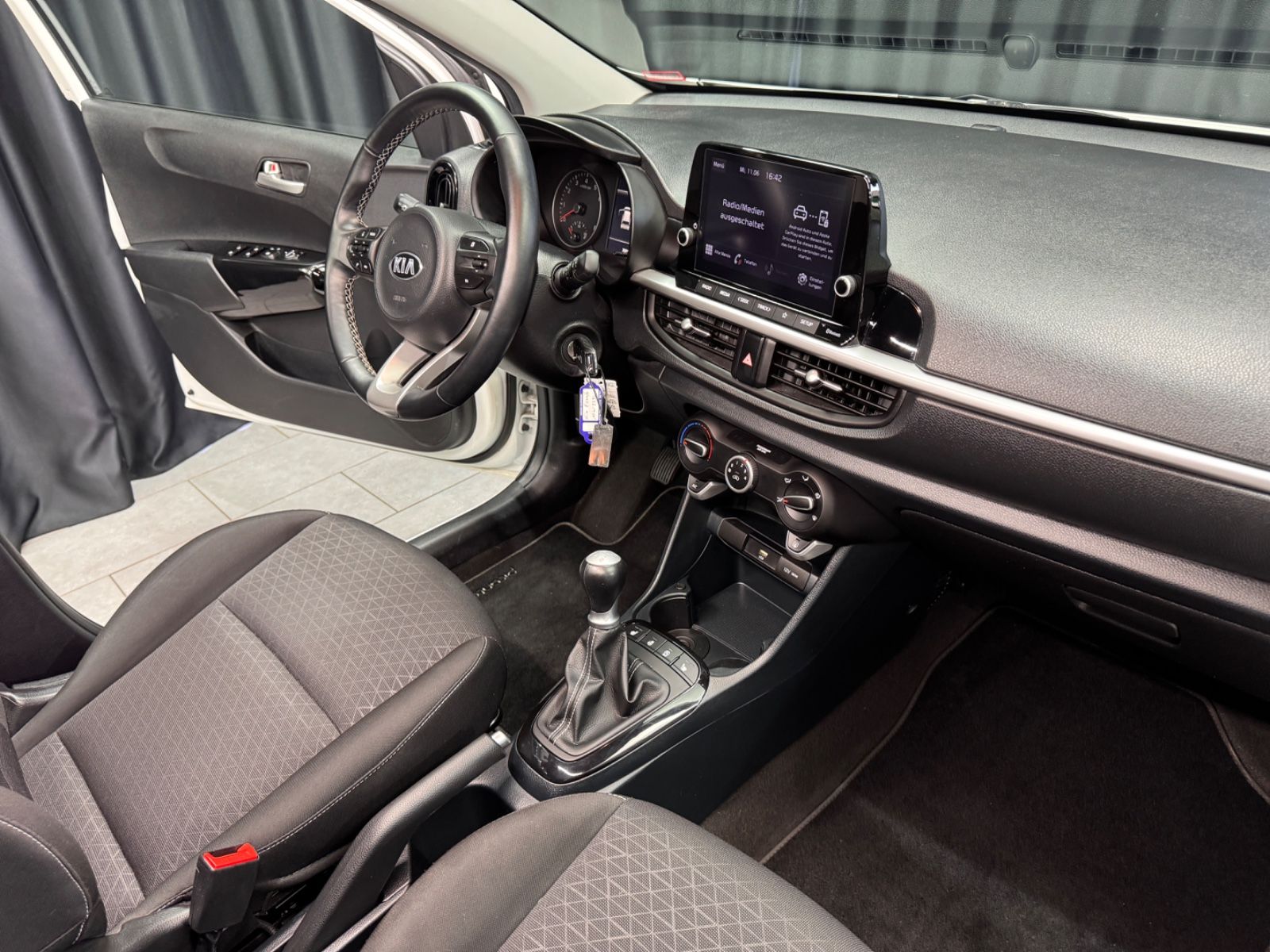 Fahrzeugabbildung Kia Picanto Dream Team|APPLE CARPLAY|SITZHEIZUNG|