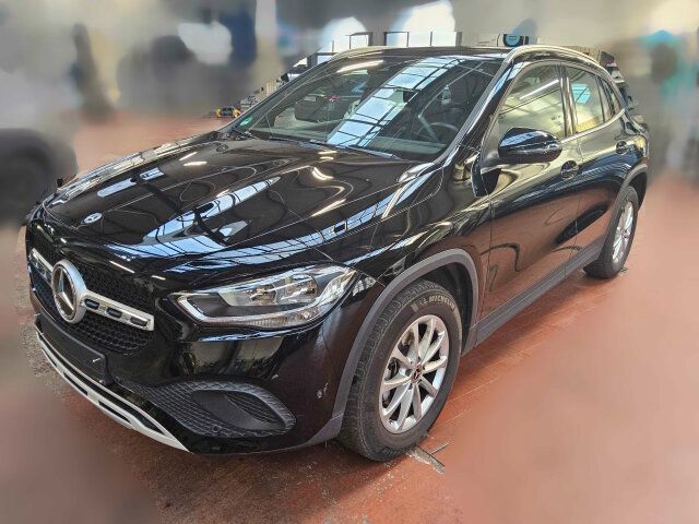 Mercedes-Benz GLA 180 STYLE°HIGH-MBUX°PDC/RFK°SHZ°DAB°PTS