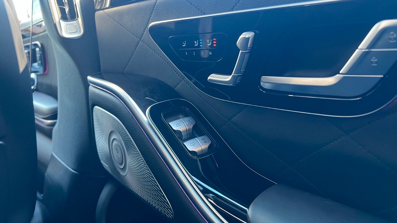 Fahrzeugabbildung Mercedes-Benz S500 4Matic Lang*AMG*LUFT