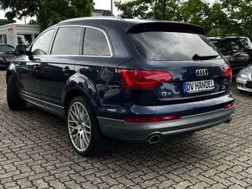 Audi Q7 - 7