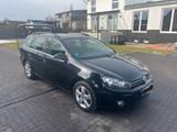 Volkswagen Golf 2.0 TDI Variant  TUV & Zahnriemen neu