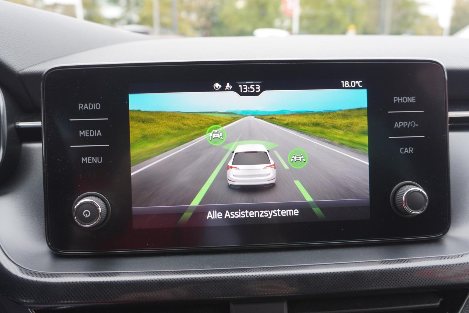 Skoda Scala 1.0 TSI Style LED Kamera Tempomat Sitzheiz