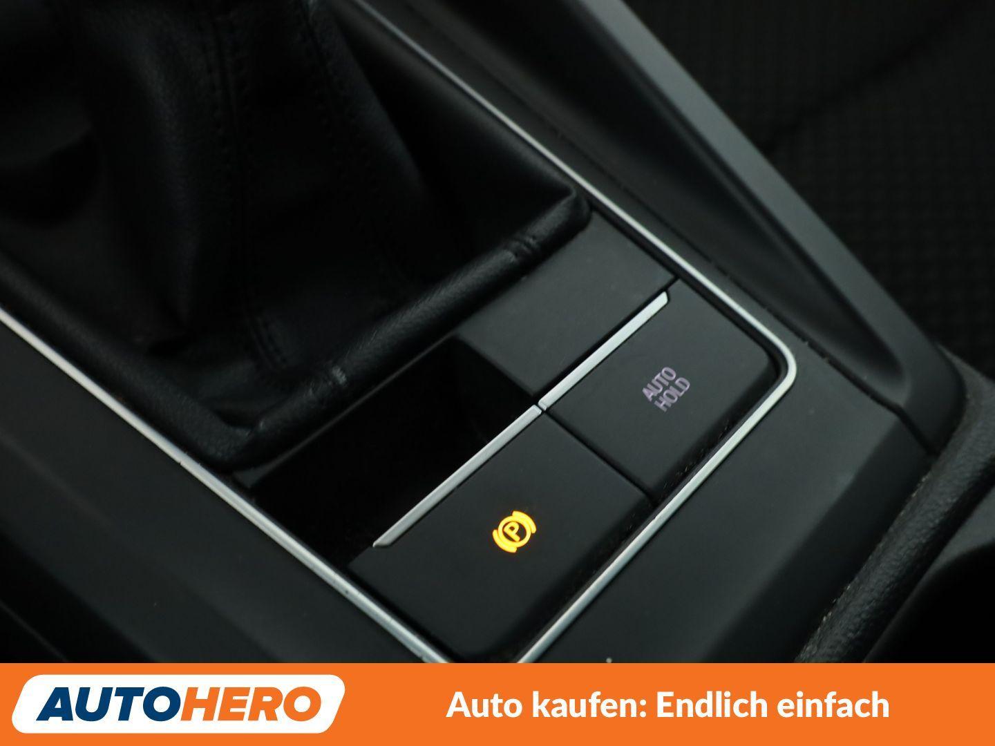 Volkswagen Golf VIII 2.0 TDI United *NAV*ACC*PDC*SHZ*ALU*, миниатюра 23