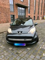 Peugeot 107 - Peugeot 107 aus 2012
