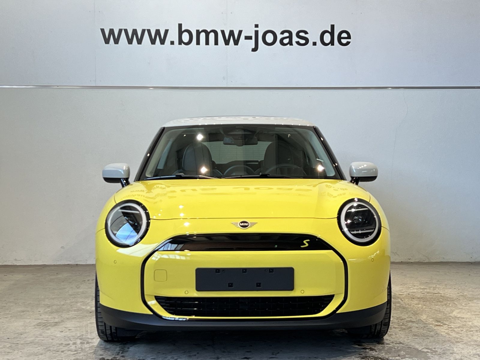 Fahrzeugabbildung MINI Cooper SE Komfortzugang, Head-Up-Display, Alarma