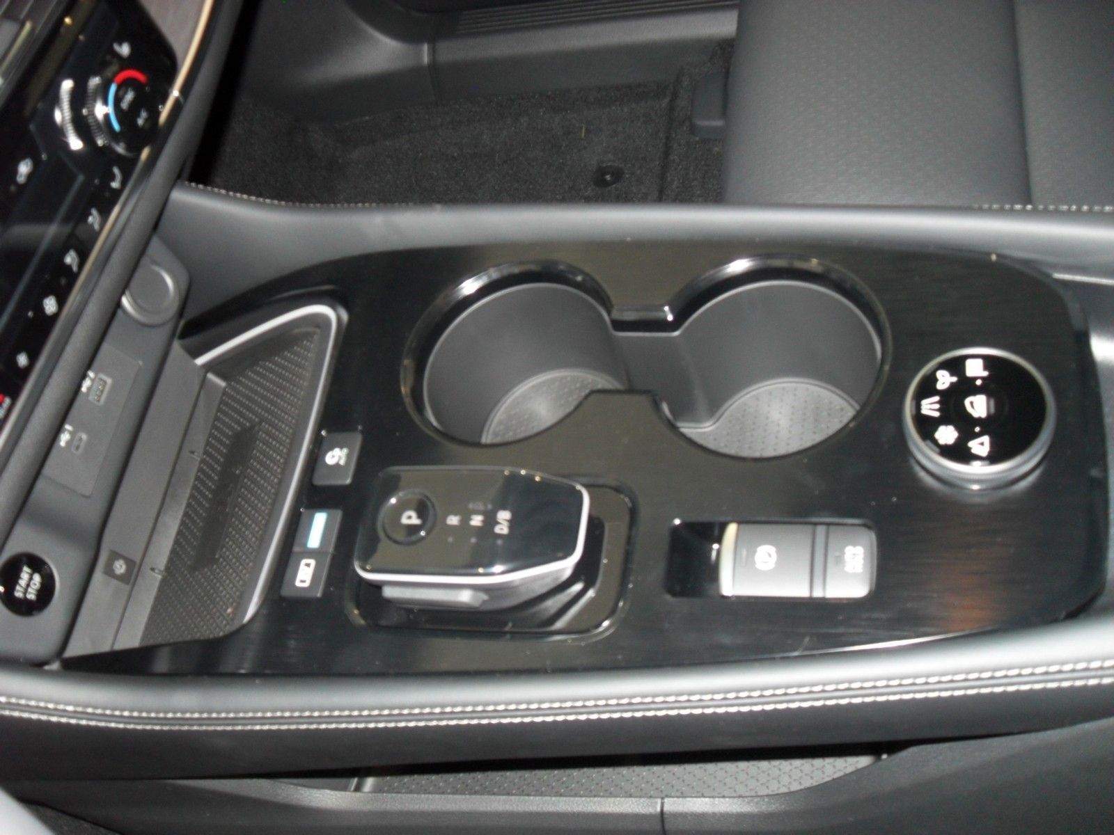 Fahrzeugabbildung Nissan X-Trail e-Power e-4orce Tekna | Head-up