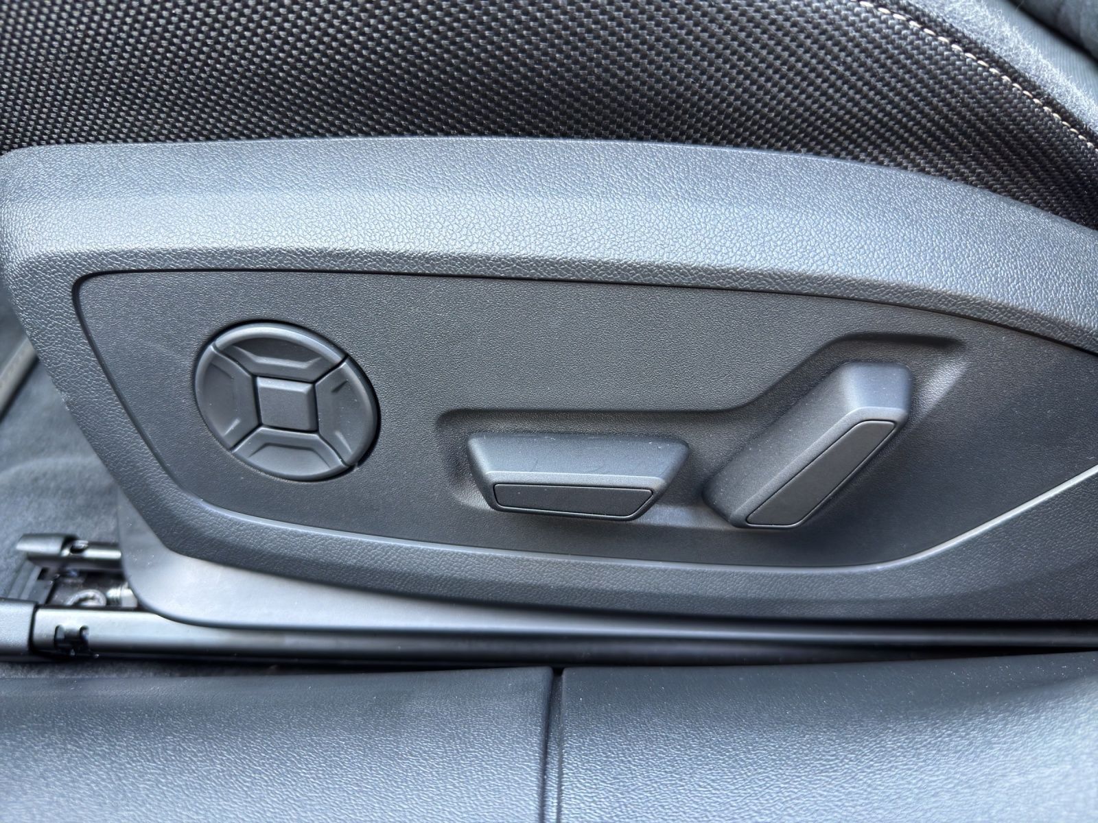 Audi A6 - Bild 14