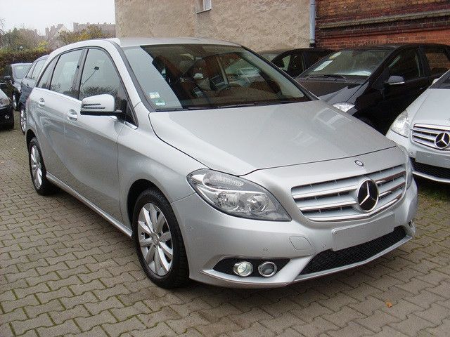 Mercedes-Benz B 180 Automatik / 23.181 Kilometer