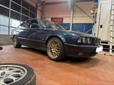 BMW 525i E34 Limousine - BMW 525: E34 525i