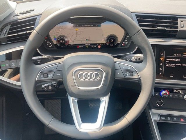 Fahrzeugabbildung Audi Audi Q3 35 TFSI S tronic advanced LED Navi plus