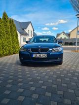 BMW 320d -120tkm, iDrive, Xenon, SD,  NAV,  2PDCs - BMW 320 aus 2008: 320d
