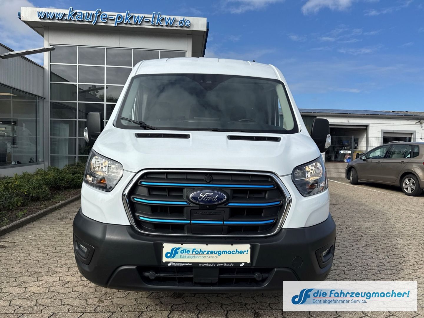 Fahrzeugabbildung Ford Transit Kasten E 350 L3 Trend Navi 360 Kamera AC