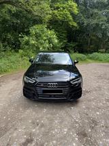 Audi S3 Sportback (8V Facelift) 2.0 TFSI quattro - Audi S3: Sportback