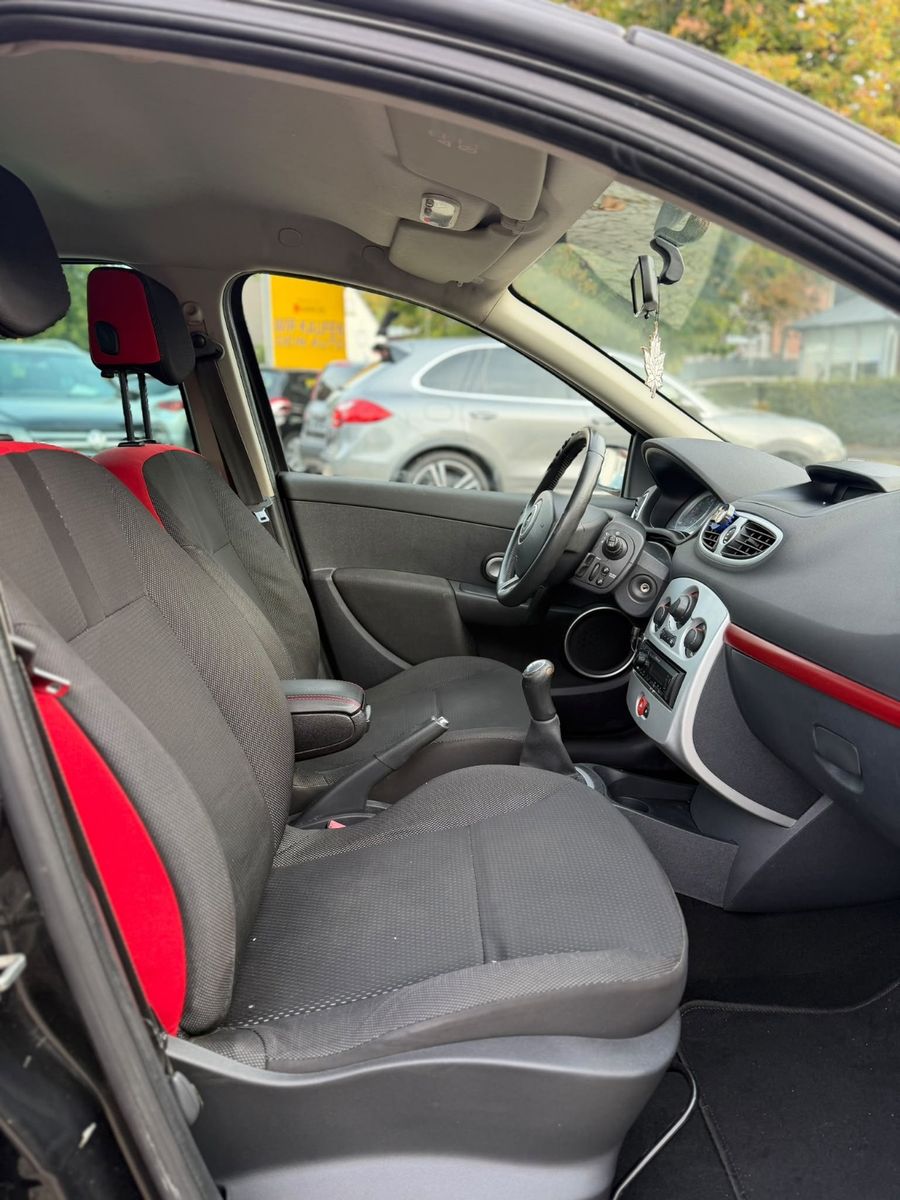 Fahrzeugabbildung Renault Clio III*Klima