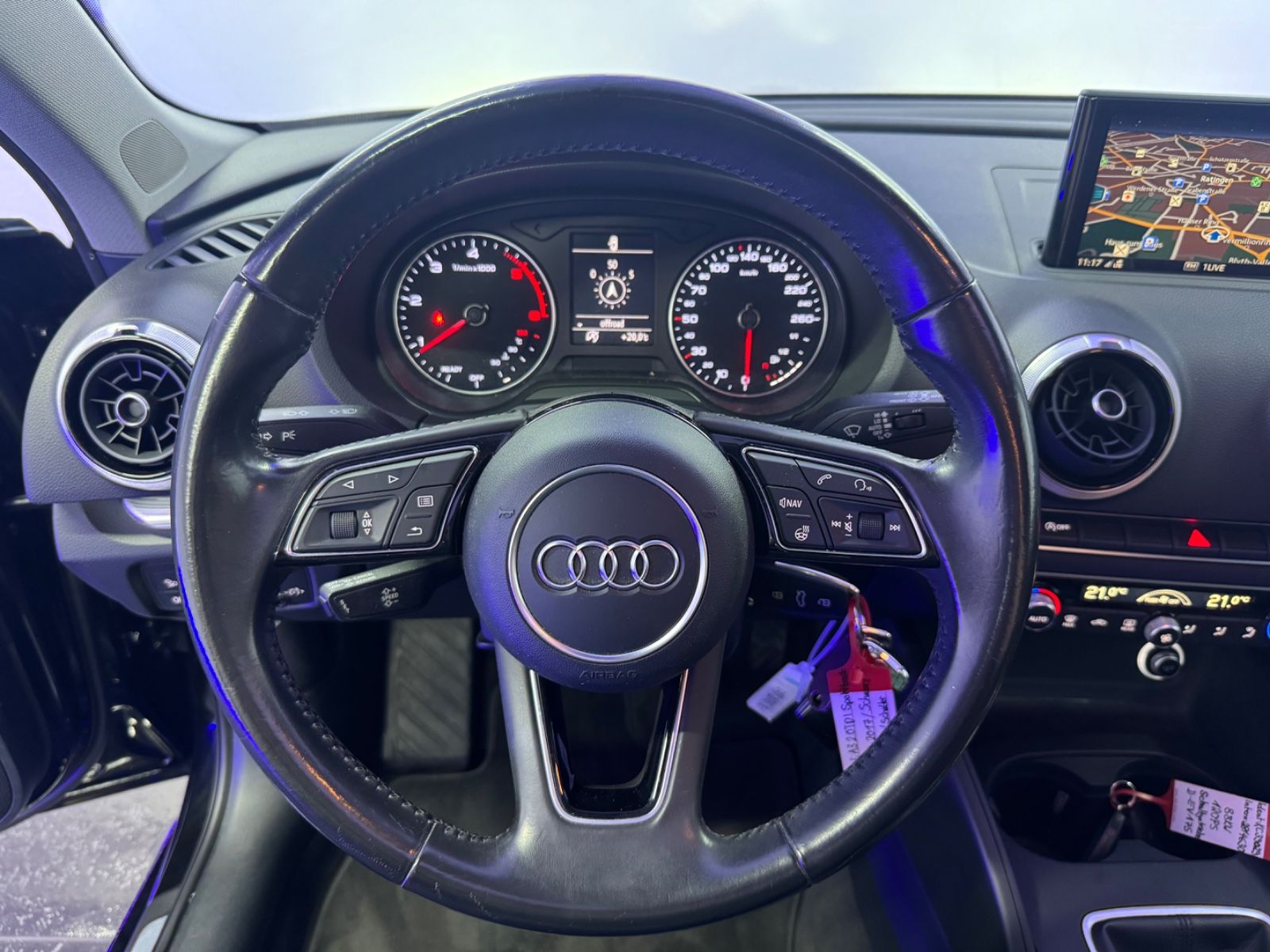 Audi A3 Sportback 2.0 TDI S line PANO NAVI LED STDHZG foto 15