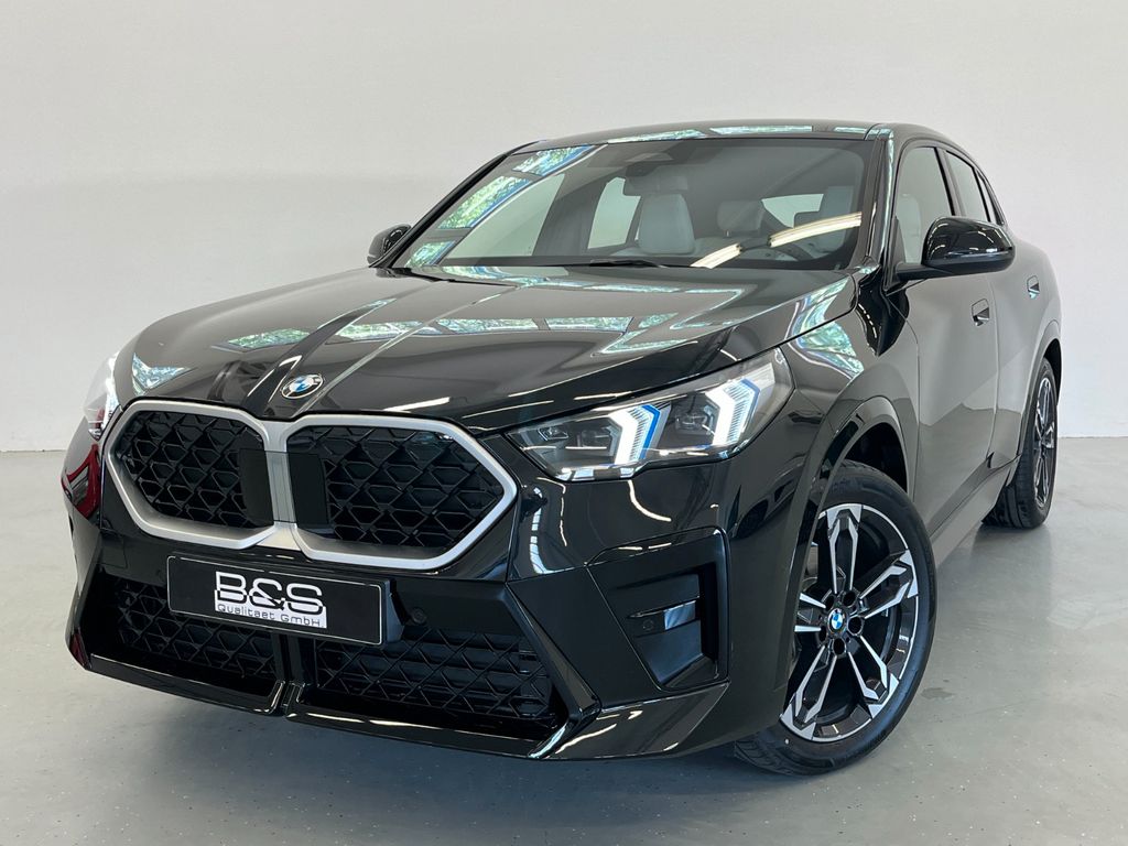 Image of BMW X2