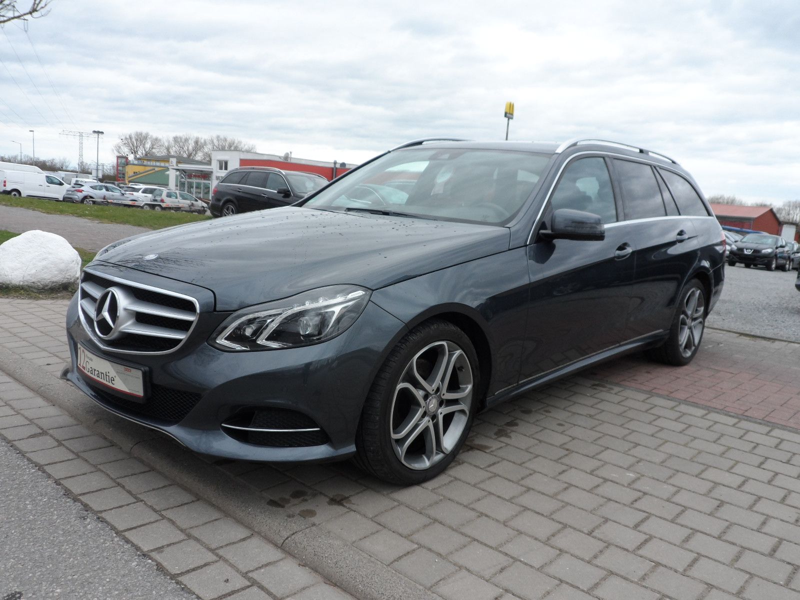 Mercedes E 200 - 1
