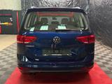 Volkswagen Touran Highline 2.0TDI*LED*111Tkm*150Ps*Massage* - Volkswagen Touran mit Diesel-Antrieb: Limousine