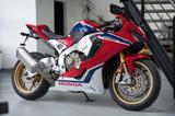 Honda CBR1000RR CBR1000S1 SC77 Fireblade SP 1  - HONDA CBR 1000 RR FIREBLADE