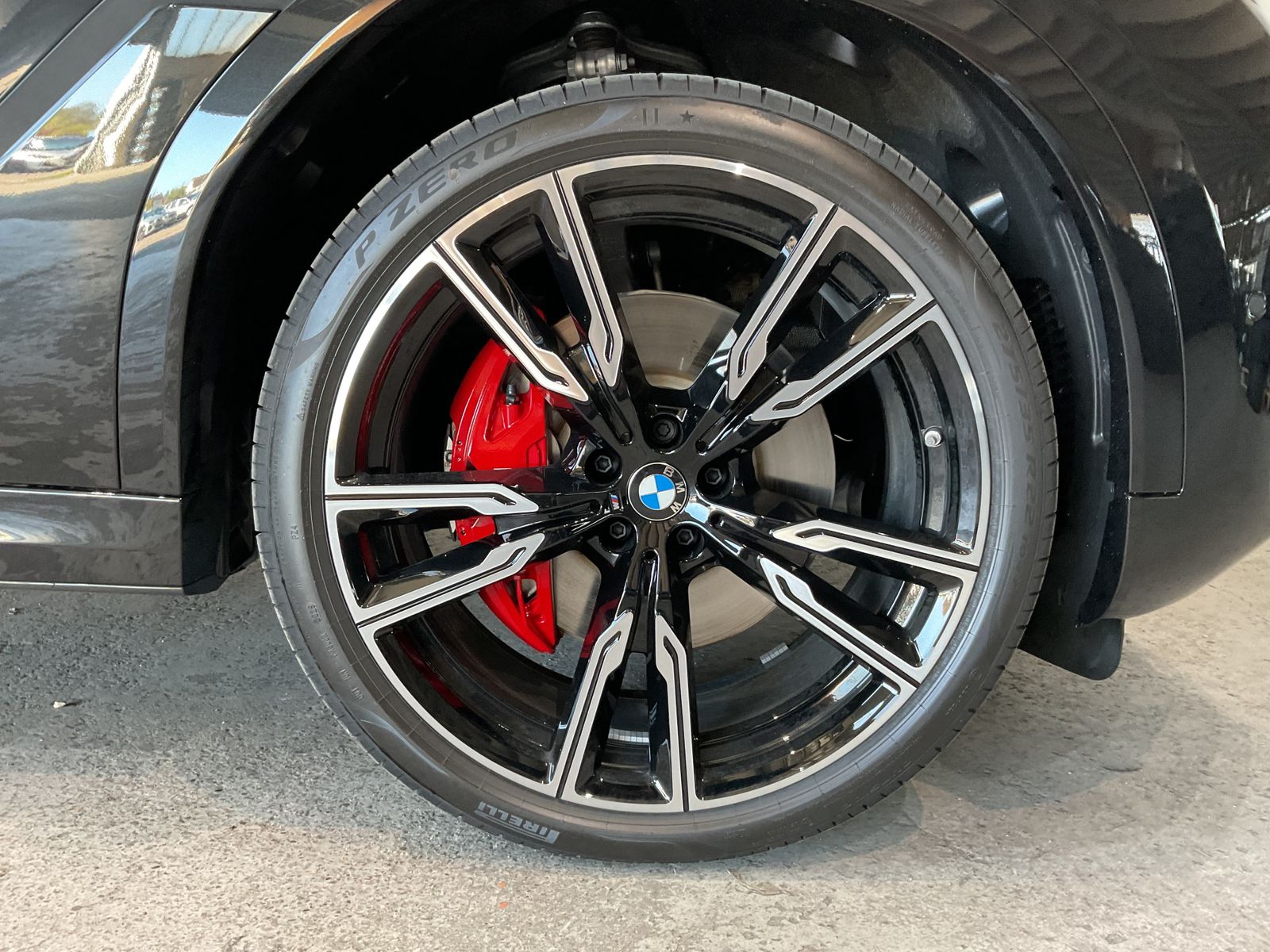 Fahrzeugeinzelansicht 15 Fahrzeugabbildung BMW X6 xDrive40d *Harman Kardon *Sitzbelüftung *Stan