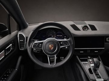 Porsche Cayenne - 8