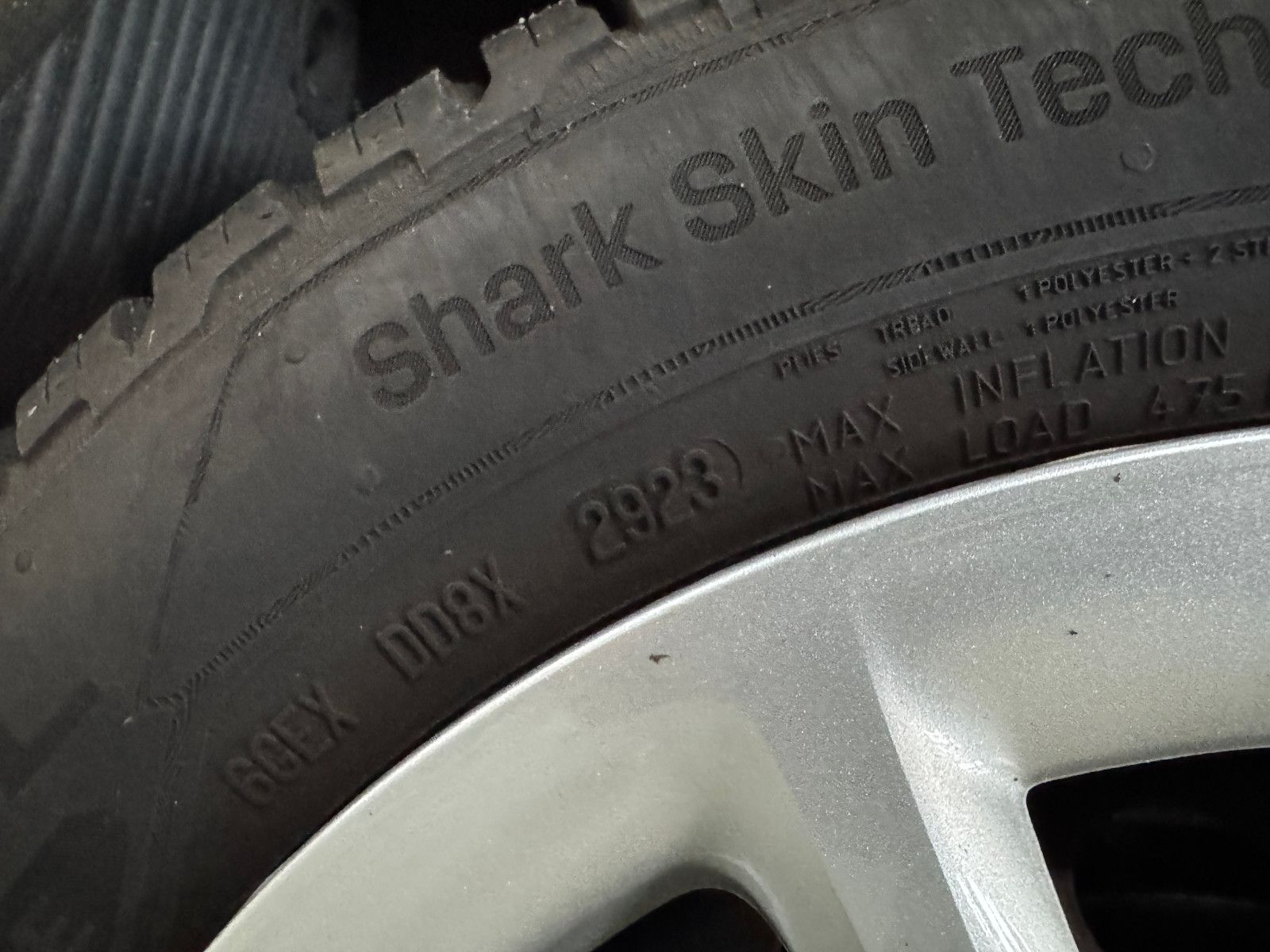 Fahrzeugabbildung Hyundai i10 CLASSIC FACELIFT MODELL TÜV BIS 03.2027