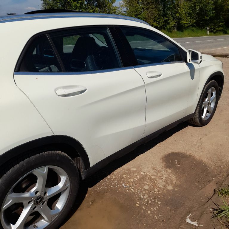 Image of Mercedes-Benz GLA 200