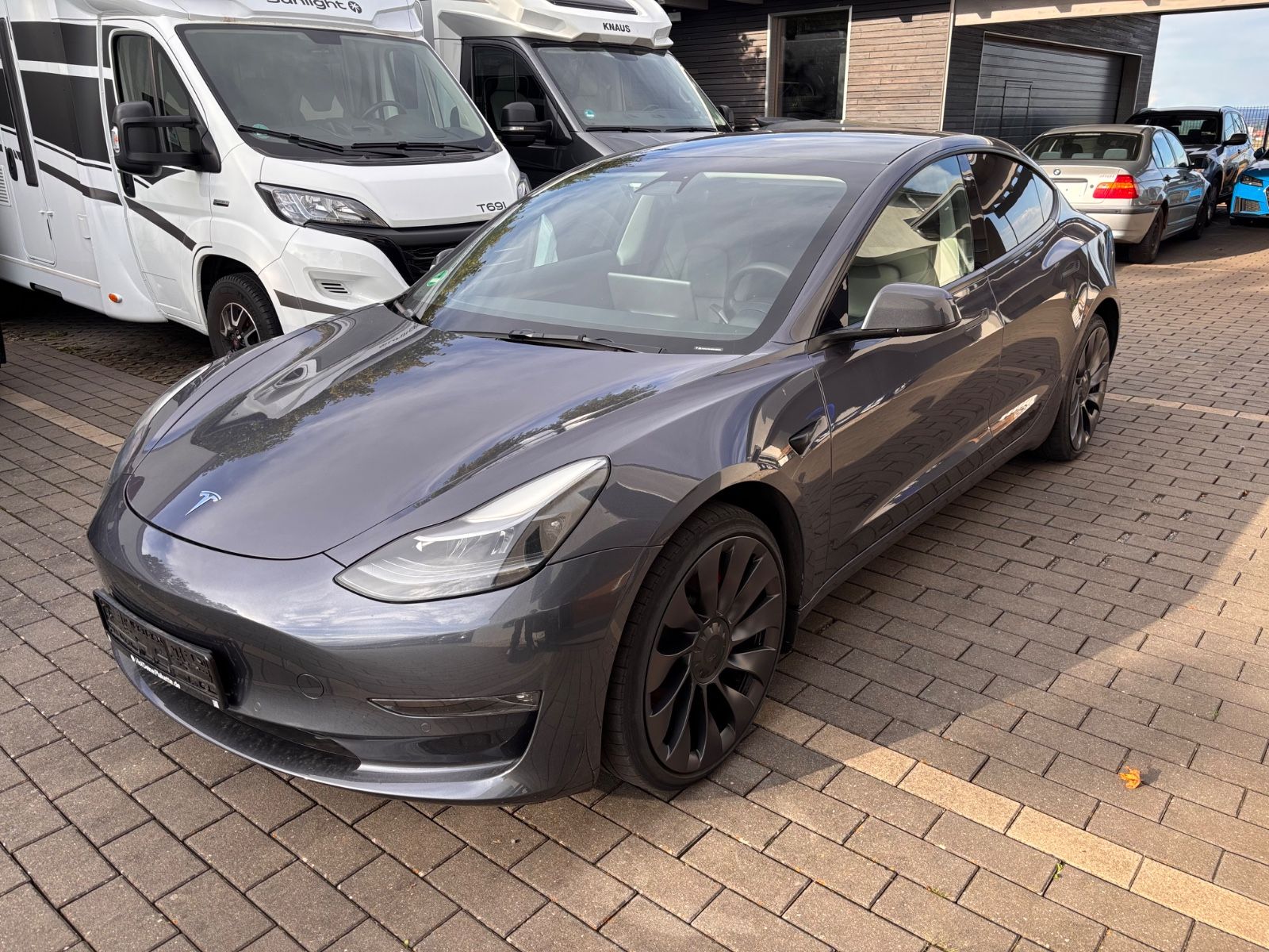 Tesla Model 3 Performance Dual AWD