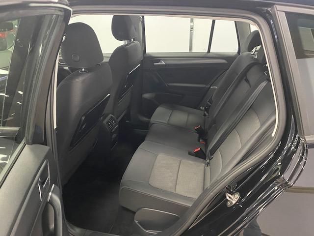Fahrzeugabbildung Volkswagen Golf Sportsvan 1.5 TSI Comfortline+APP+ACC+KAMER