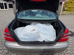MERCEDES-BENZ E 350 Lim*NAVI*PDC*TEMP*SHZ*AUTOMATIK*2.HAND*AHK