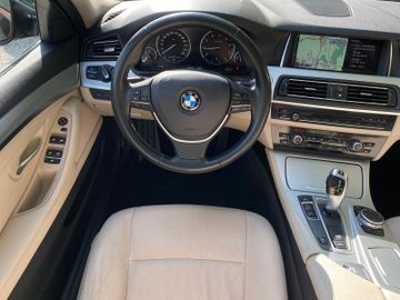 BMW 520 - 12