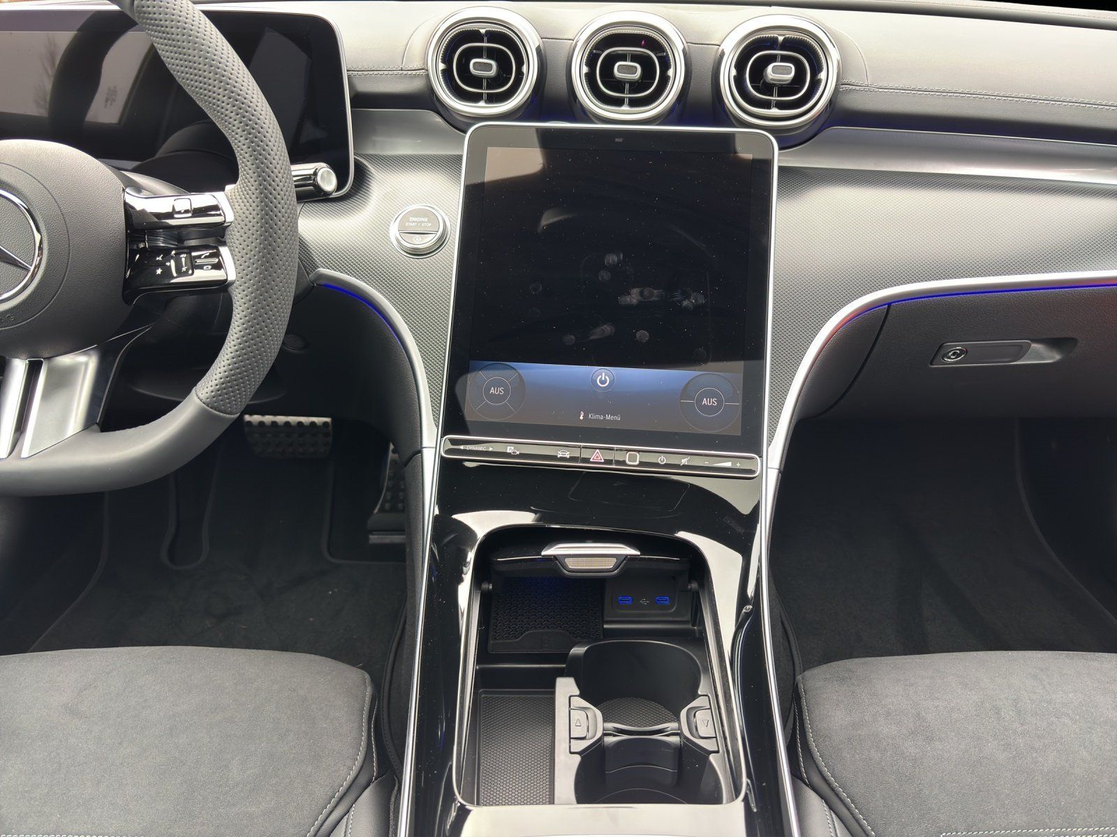Fahrzeugabbildung Mercedes-Benz C 220 d T AMG Memory AHK DigLight 360° KeyGo