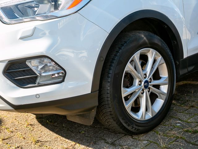 Ford Kuga Titanium Parkautomatik Kamera Navi AHK