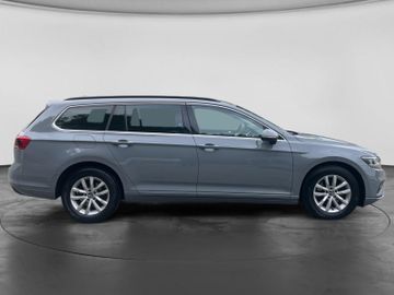 Volkswagen Passat Variant - 8