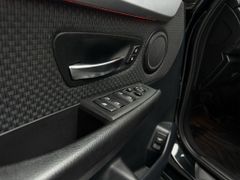 BMW 220 Active Tourer Advantage Park-Assistent Navi 