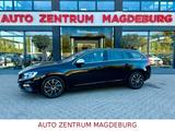 Volvo V60 Kombi Momentum 2,0D NAV*LEDER*AUTOMATIK - Volvo V60 in Magdeburg