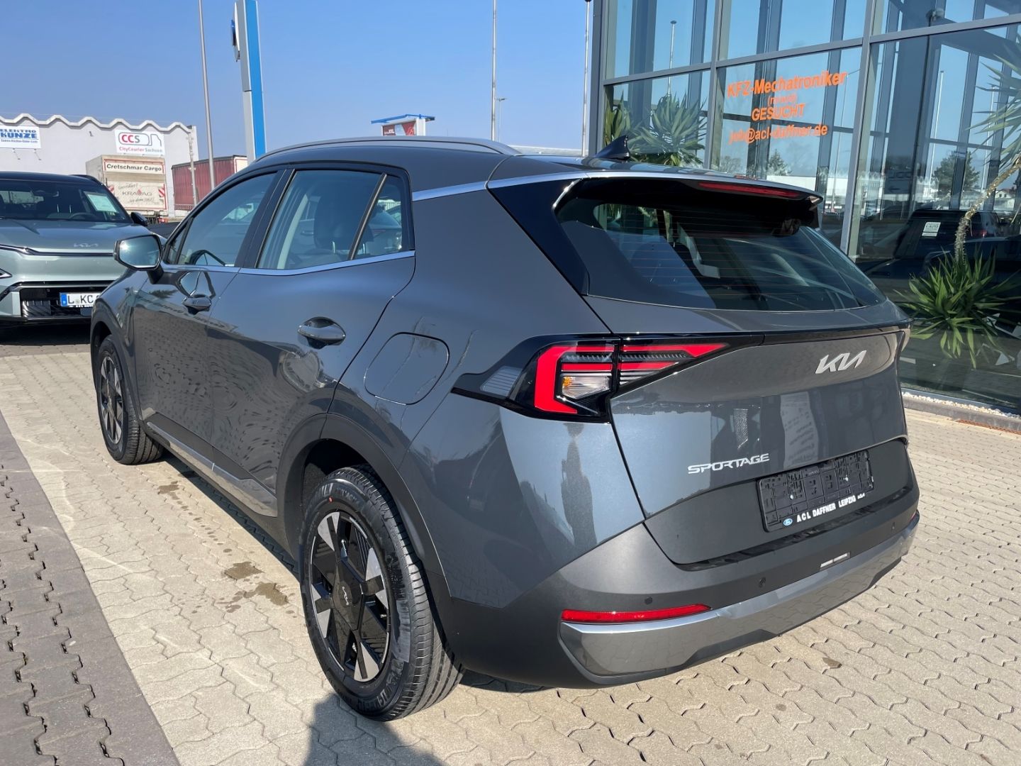Fahrzeugabbildung Kia Sportage Vision PDC v&h SpurhaltAss Verkehrszeic