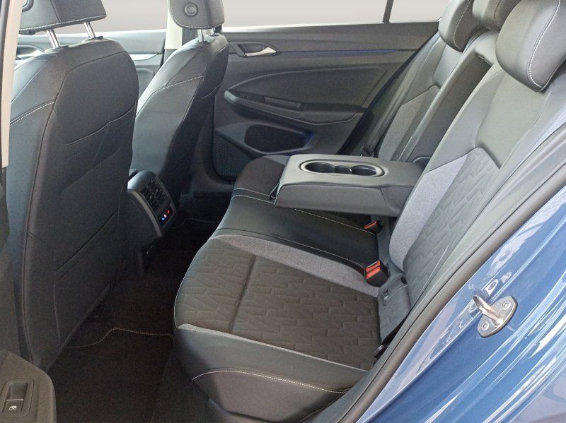 Fahrzeugabbildung Volkswagen Golf VIII 1.5 eTSI Goal DSG