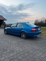 BMW E46 330i Limousine, Facelift - BMW 330: E46 330i