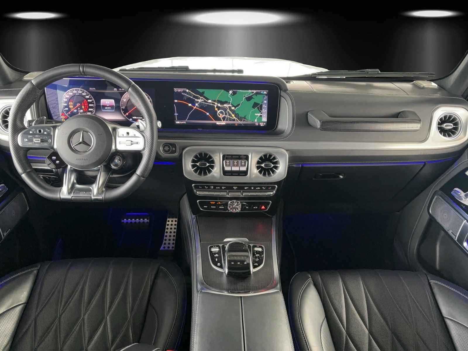 Fahrzeugabbildung Mercedes-Benz G63AMG Superior DISTR Massage Standh FondTV Vmax