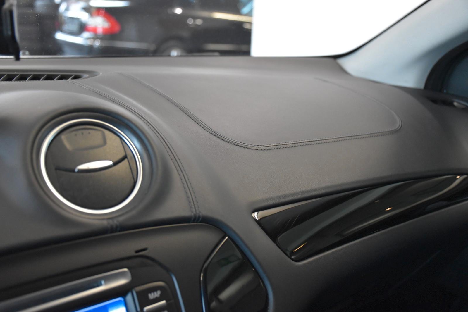 Ford Mondeo 2014 — photo 26