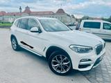 BMW X3 xDrive20i Luxury Line, mit Panorama Dach - BMW X3 Gebrauchtwagen in München