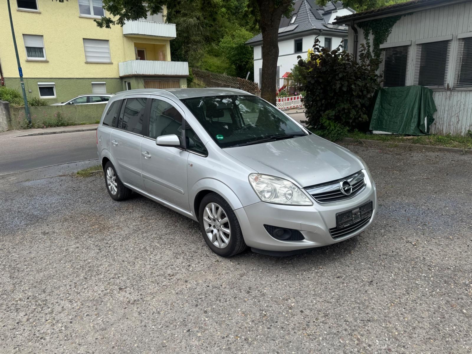 Opel Zafira B Innovation 1.7 Diesel 7 Sitze 6 Gang