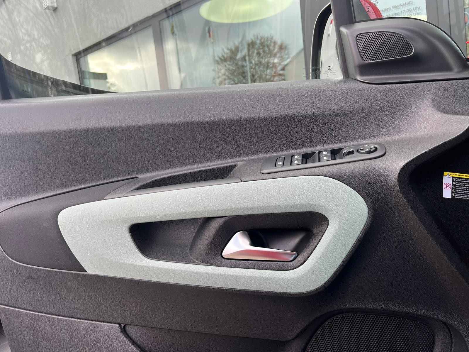 Fahrzeugabbildung Citroën Berlingo Feel M*1.Hand*Allwetter*
