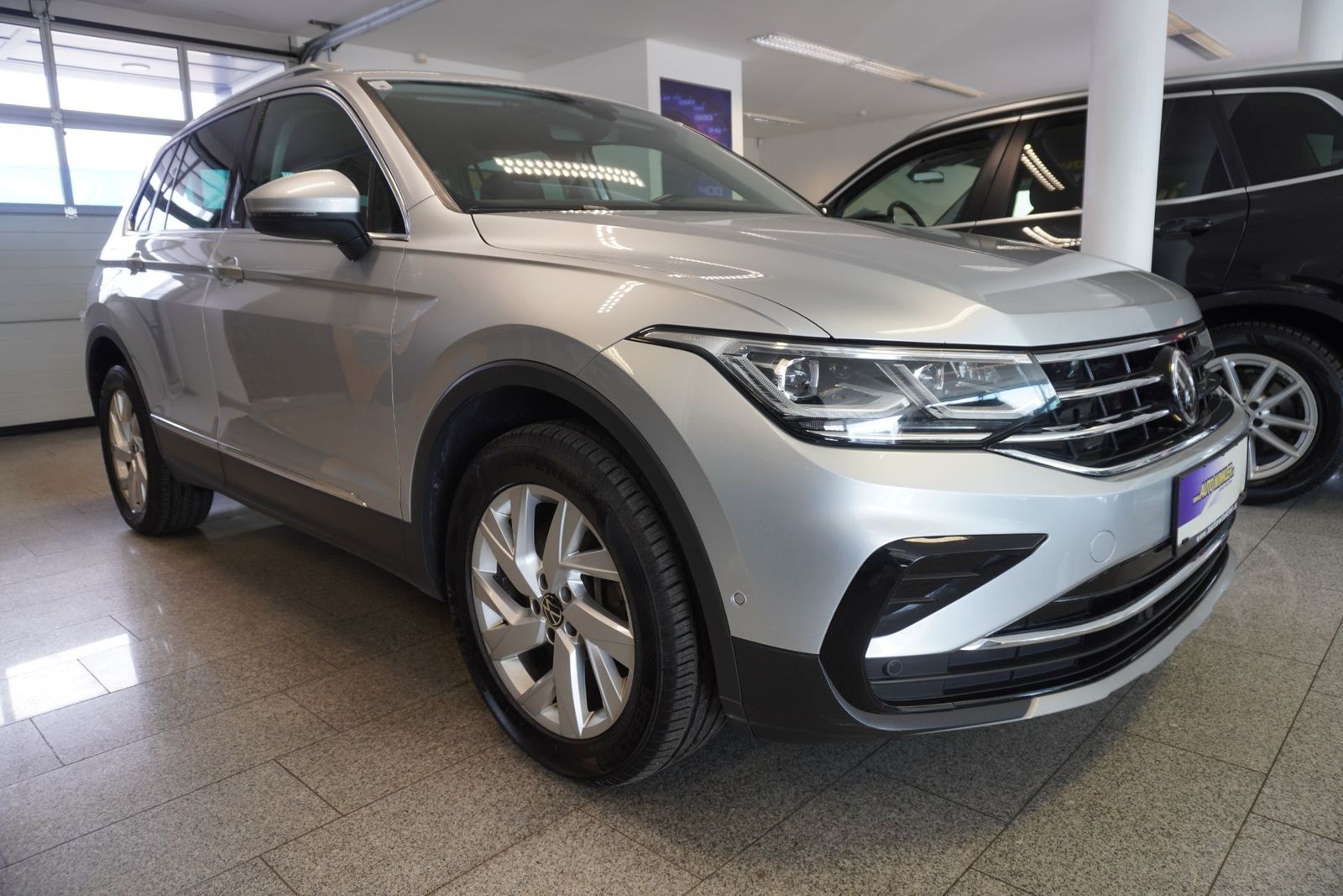 Volkswagen Tiguan TSI eHyb Elegance DSG Virtual/LED/AHK imagem 3